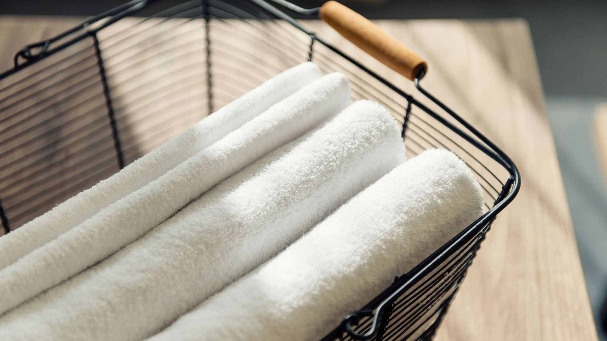 【客室アメニティ】タオルはバスタオルとフェイスタオルの2種類ご用意してます。