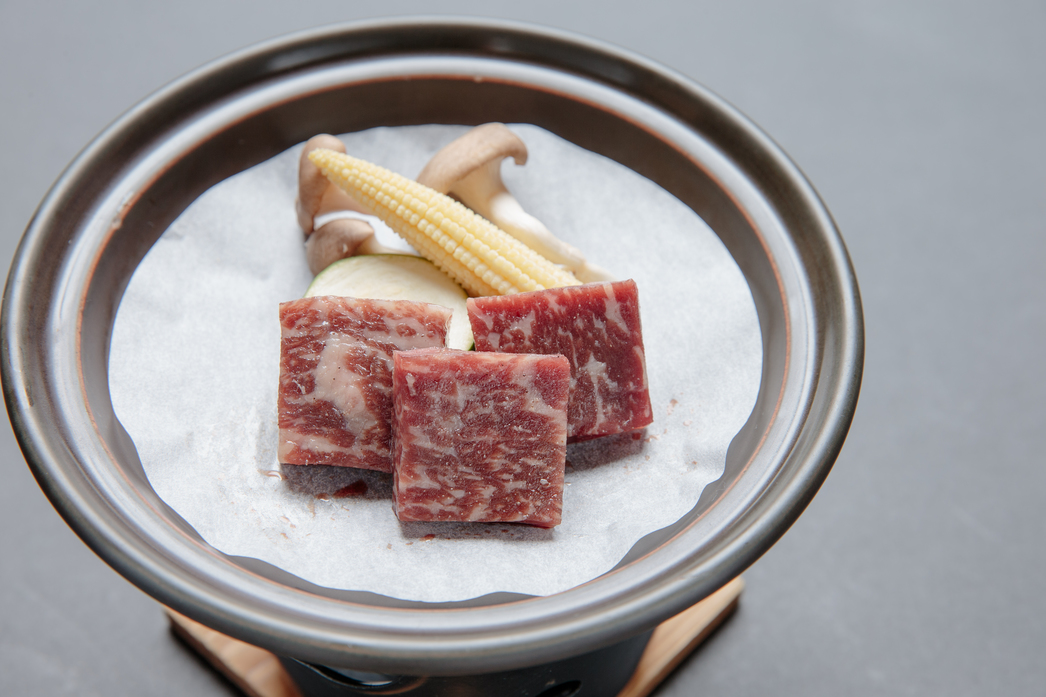 夕食ミニ牛ステーキ