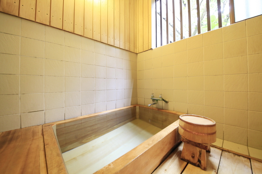 明治棟/12号室客室風呂