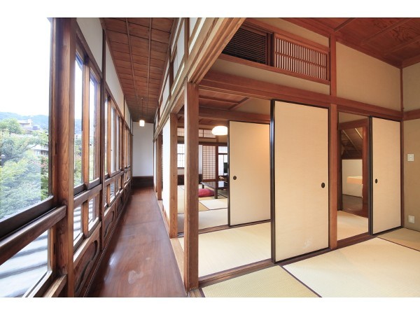 明治棟/35号室廊下