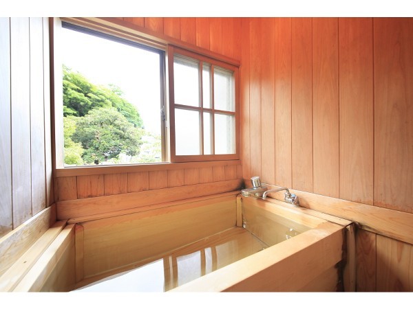 昭和棟/10帖+広縁客室風呂