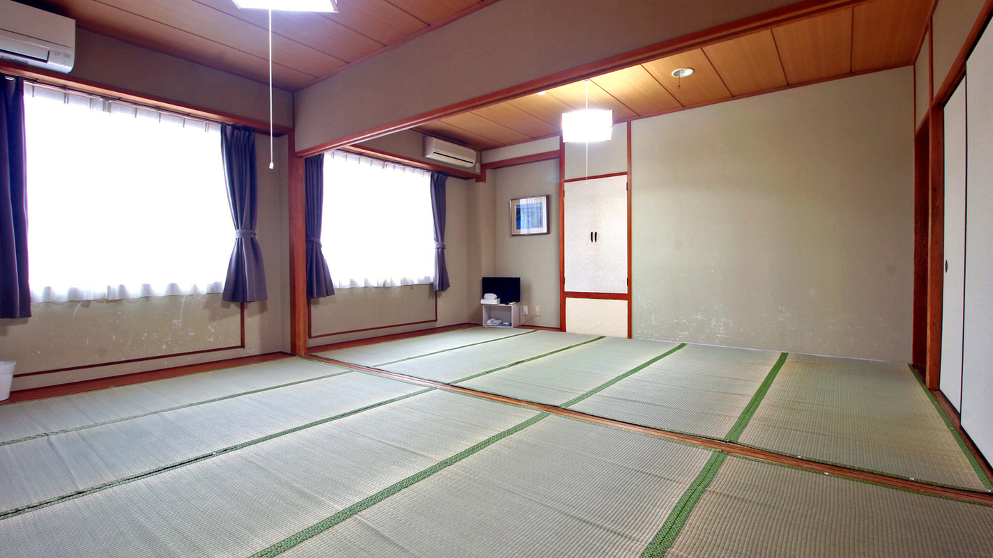 #和室15畳小グループのご利用の際はこちらのお部屋をご案内いたします。