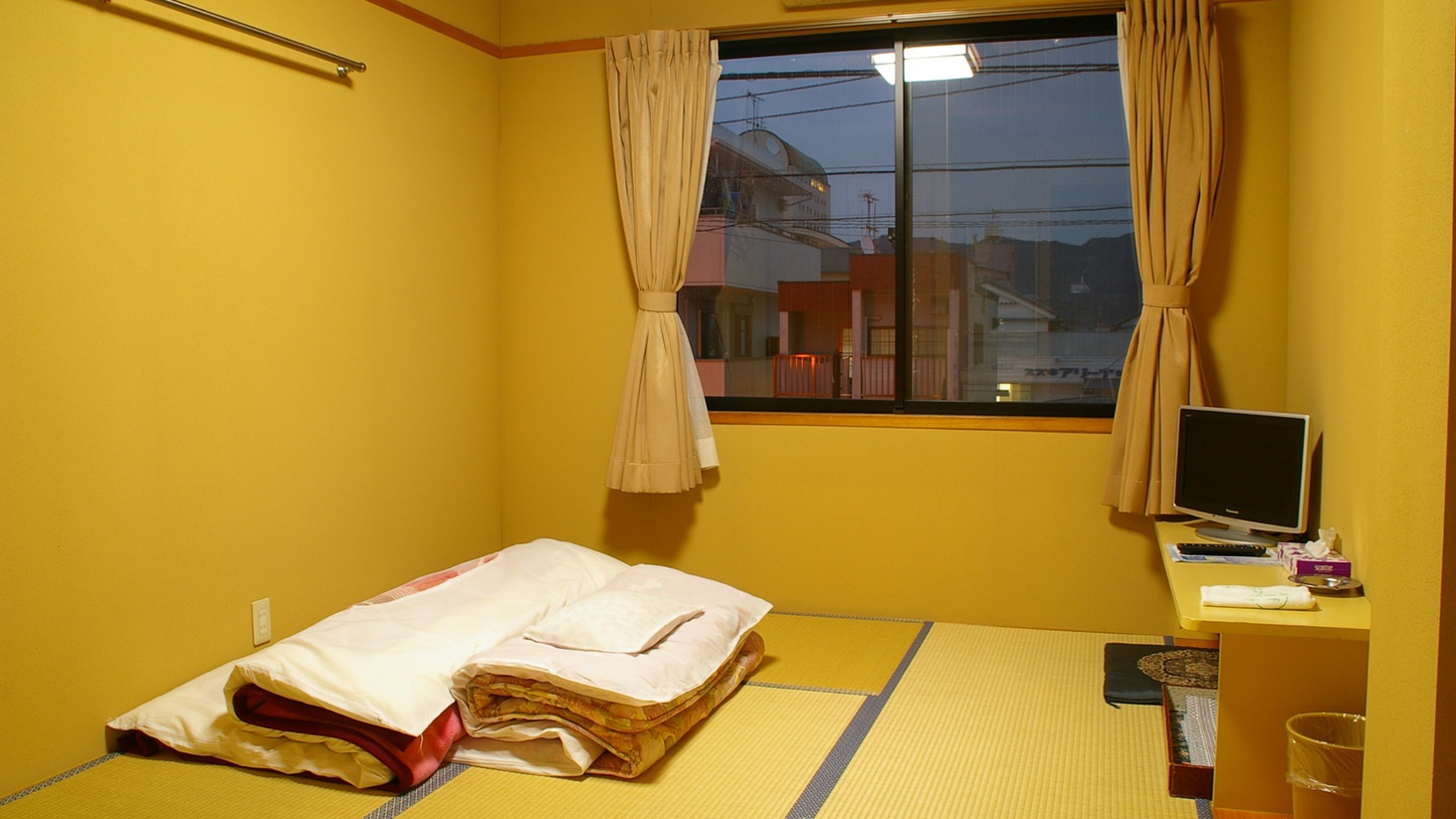 Seigetsu Ryokan Seigetsu Ryokan is perfectly located for both business and leisure guests in Kochi. The property offers guests a range of services and amenities designed to provide comfort and convenience. Service-mi