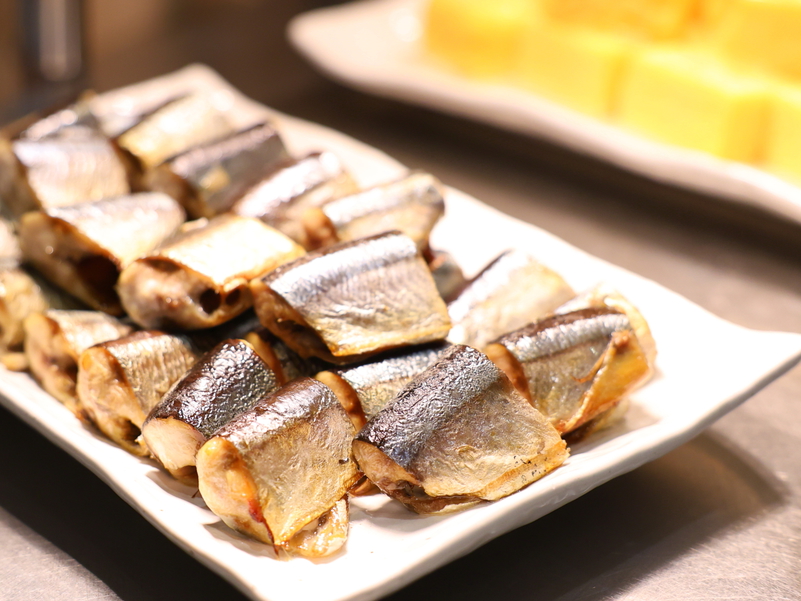 朝食：焼魚(日替わり)