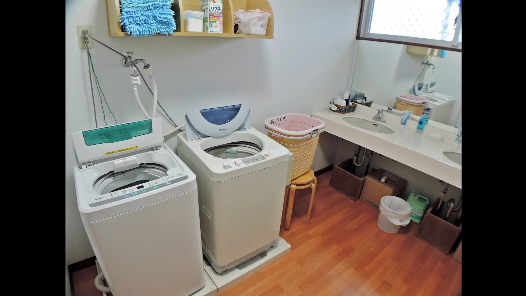 *ランドリー／洗濯機は男女別が嬉しい♪洗った衣類は各お部屋のバルコニーで干せます。