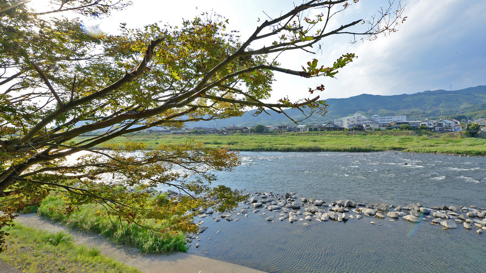 *【貸切風呂】貸切風呂からは雄大な筑後川が…;。絶景です！