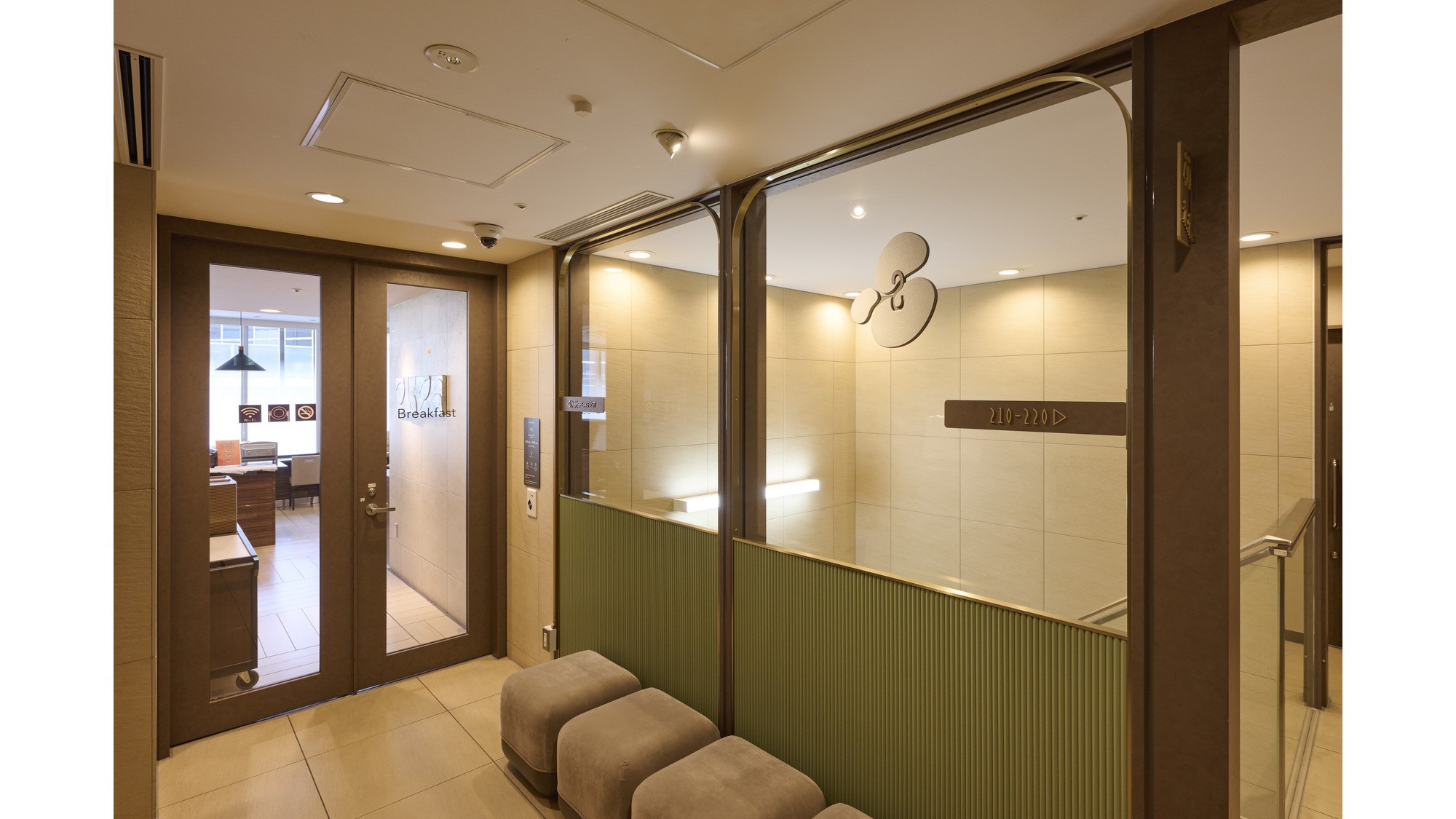 朝食会場前(2階)