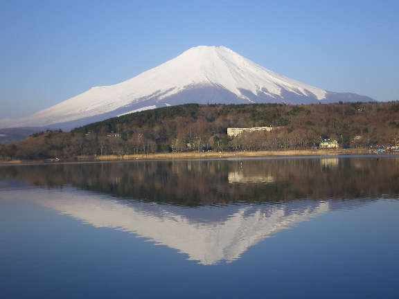 春・逆さ富士