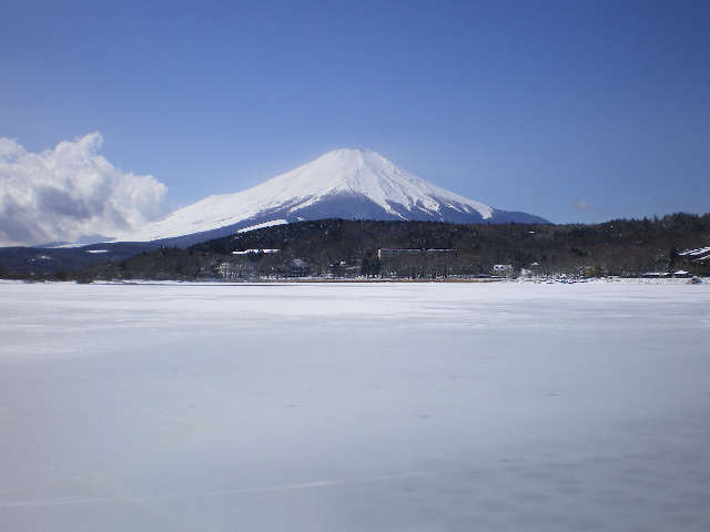 湖面結氷