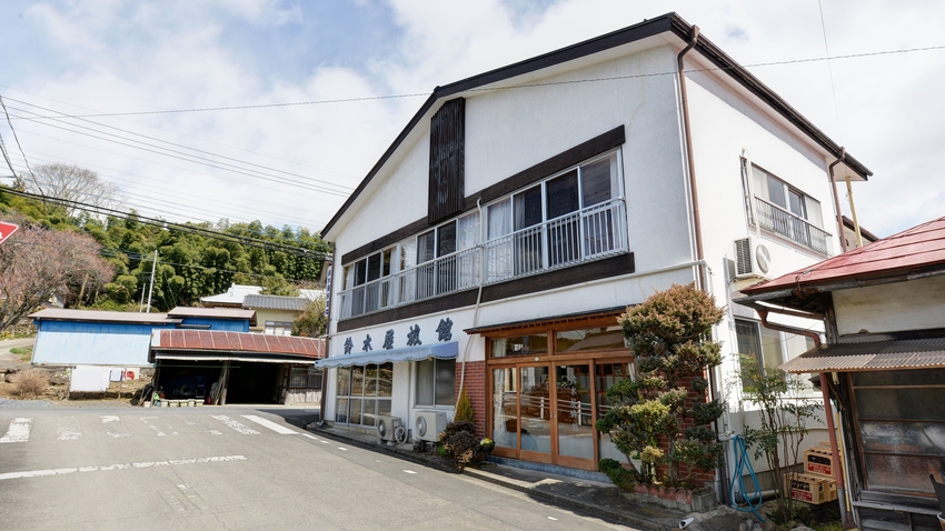 【素泊まり】駅近だけど旅館でゆったり♪静かなお部屋で朝までぐっすり★