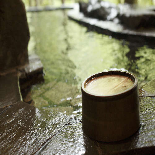 薬湯（びわの葉）露天風呂※イメージ