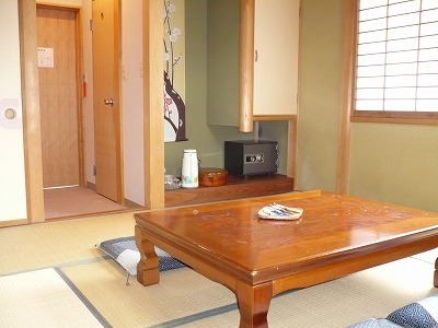 Oyado Nozawaya The 2-star Oyado Nozawaya offers comfort and convenience whether youre on business or holiday in Nagano. The property features a wide range of facilities to make your stay a pleasant experience. To b