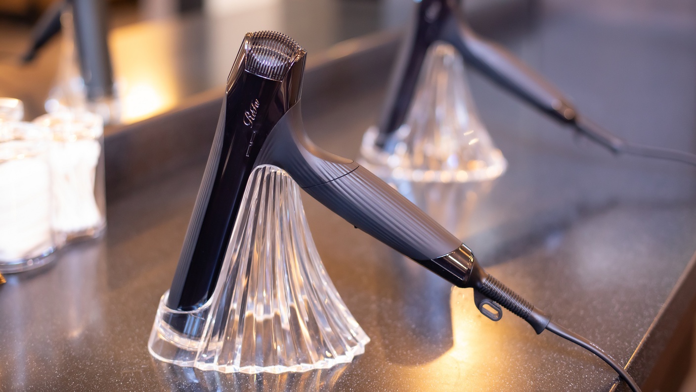 女性大浴場と貸切温泉風呂ではReFaの美容ドライヤーをお試しいただけます