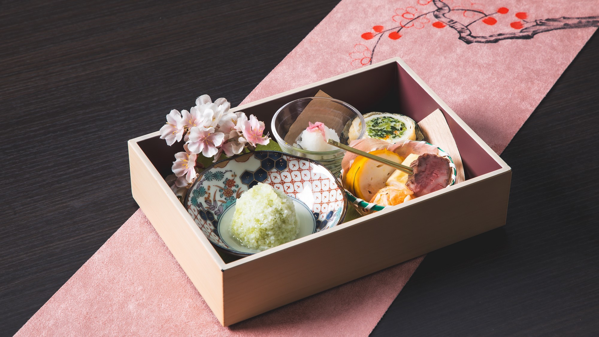 【美湖膳】2025春献立《前菜》美菜玉手箱道明寺万頭ふきのとう他