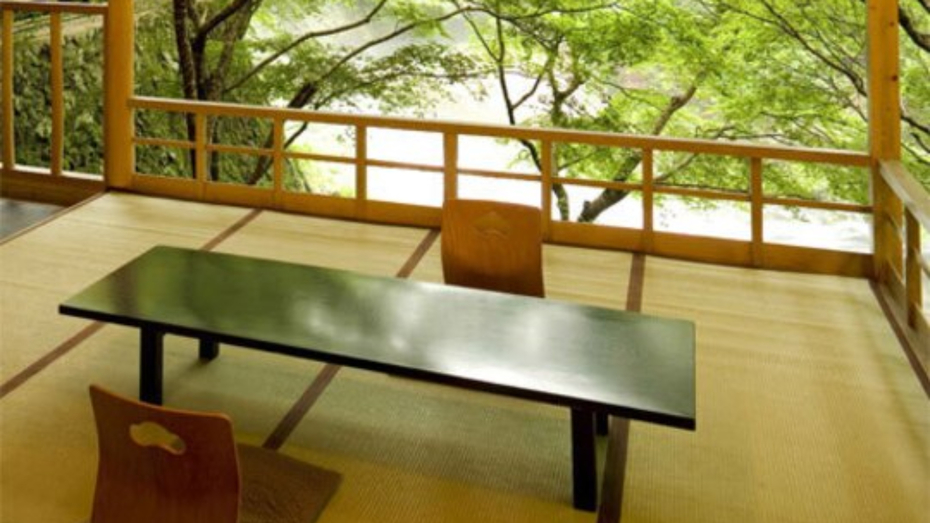 【川床(6/1〜9/30期間限定)】京都の夏を涼しく過ごす納涼床