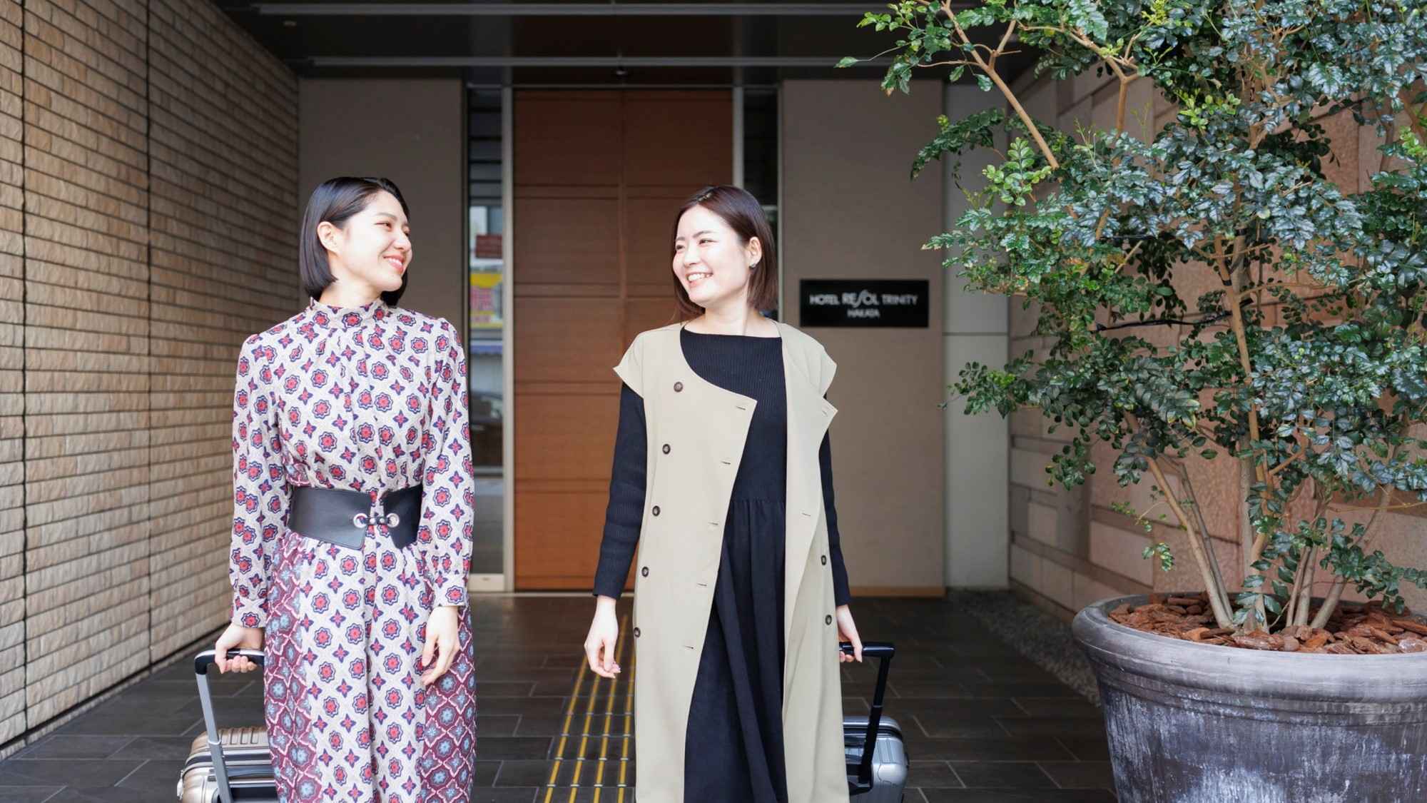 1階エントランス／地下鉄中洲川端駅から徒歩で１分の距離です。