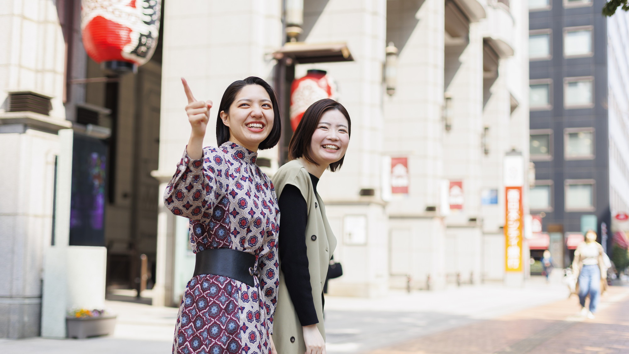 周辺観光／ホテルから徒歩圏内に『博多座』がございます。