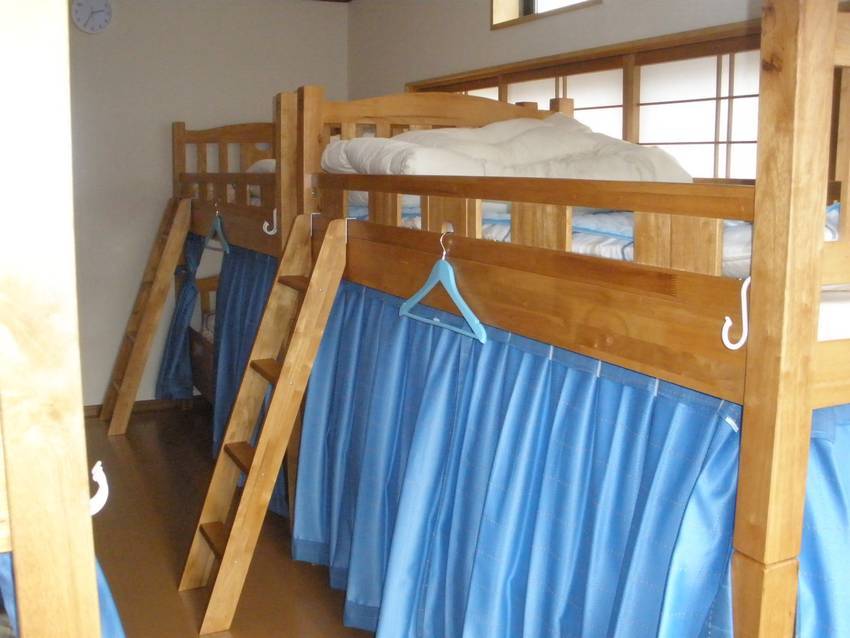 Mix Dorm Room ”;A”; Bunk Beds 10 Guests