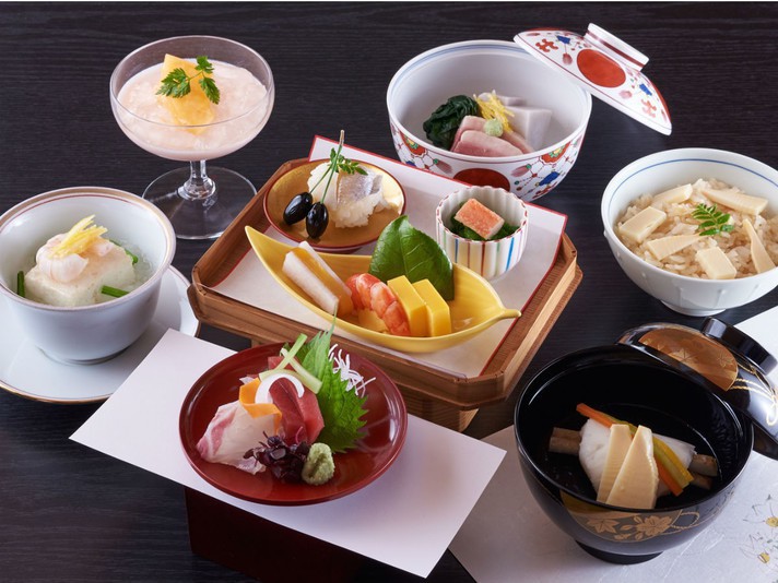 和食レストラン「羽衣」会席料理イメージ