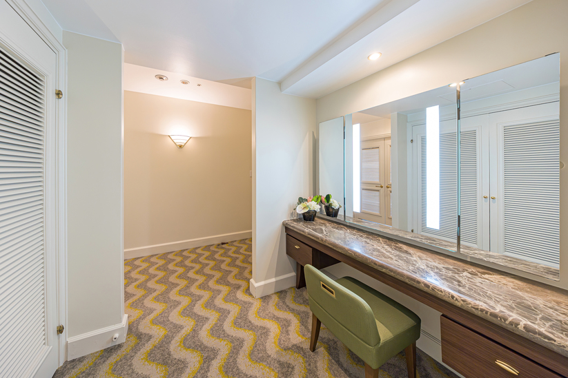 ジュニアスイートルームドレッサー