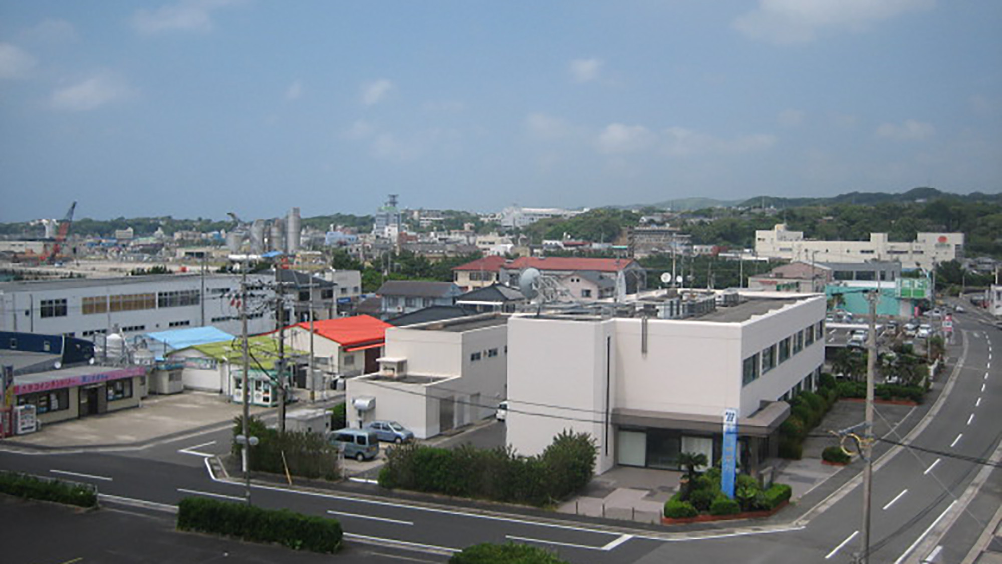 Business Inn Tanegashima (Tanegashima) Business Inn Tanegashima (Tanegashima) is conveniently located in the popular Nishinoomote area. The property features a wide range of facilities to make your stay a pleasant experience. All the neces