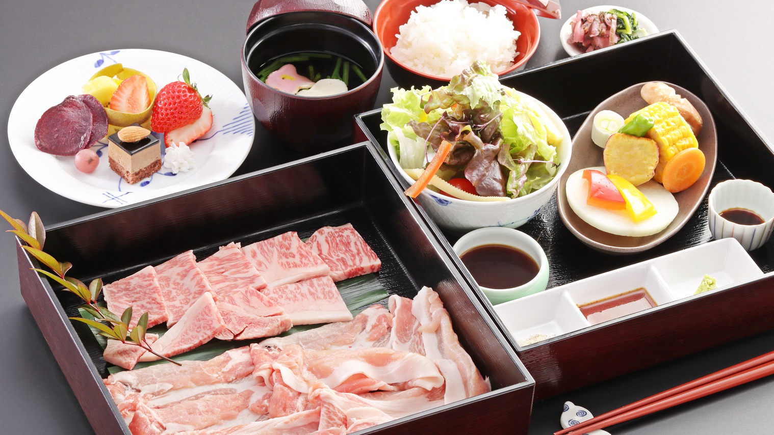 *【食事】バーム豚と近江牛ステーキコース