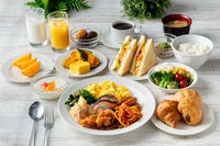 Hty30z30O܂ł̂\łɃXeCI