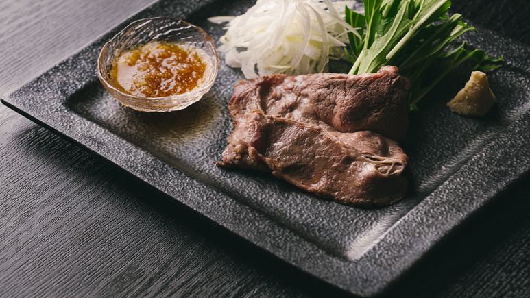 「アゼリア」朝食ビュッフェ。牛焼きしゃぶ