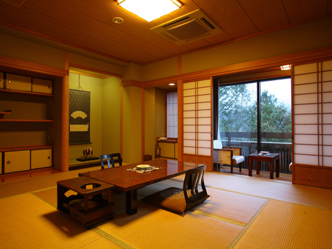 Takeo Onsen Mifuneyama Rakuen Hotel Main Image Takeo Onsen Mifuneyama Rakuen Hotel, Takeo