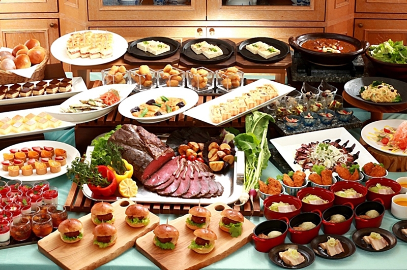 【LUXDAYSセール】【2食付き】夕食１７：００スタート☆☆アソシアのディナーバイキングプラン
