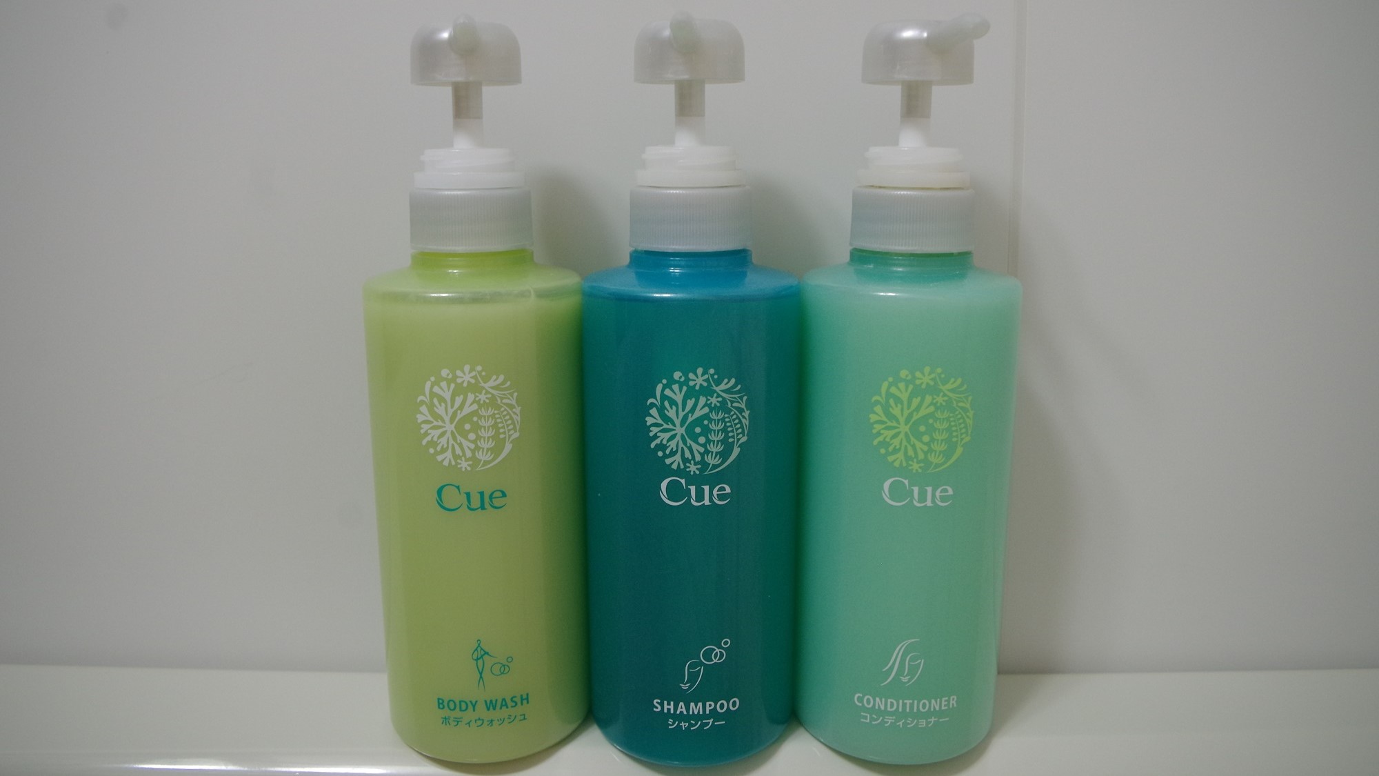 【花王Cue】シャンプー、コンディショナー、ボディソープは安心の国内ブランドをご用意！