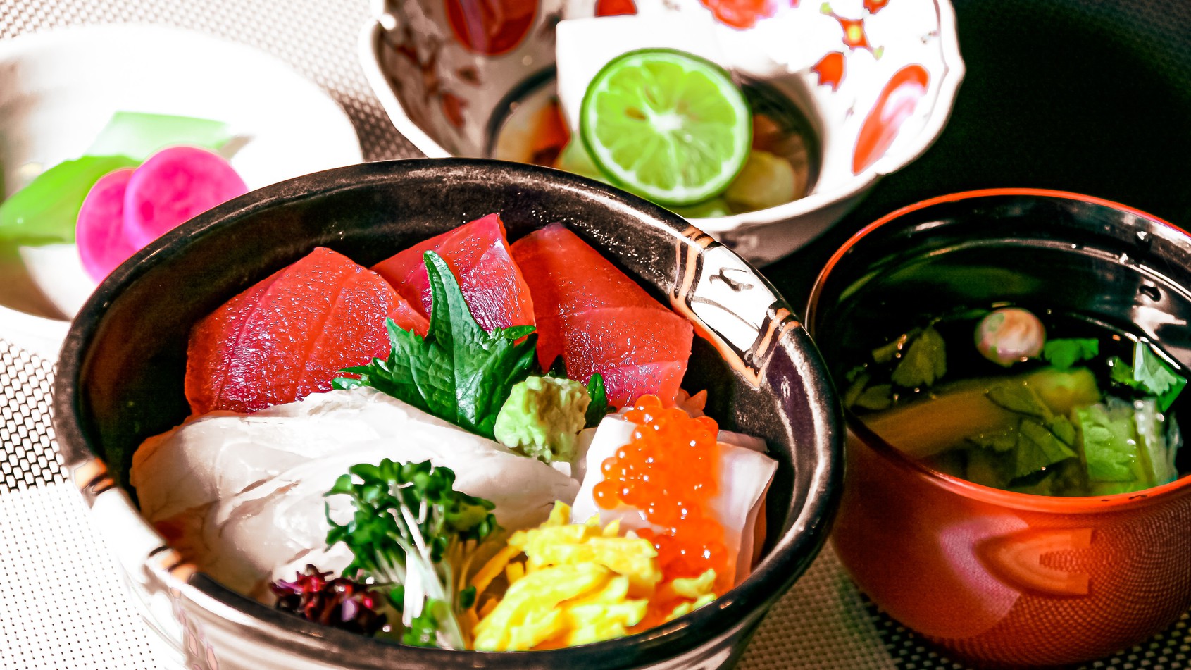 海鮮三色丼