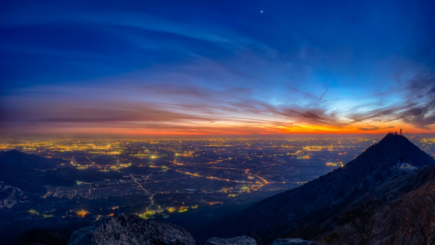 筑波山夜景