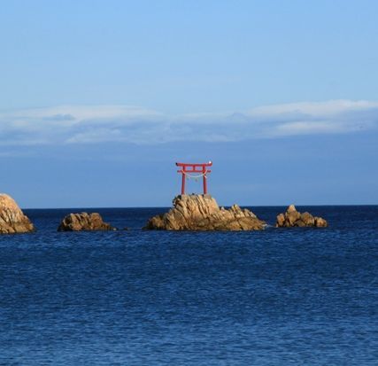 【奈多海岸市杵嶋】車で約60分