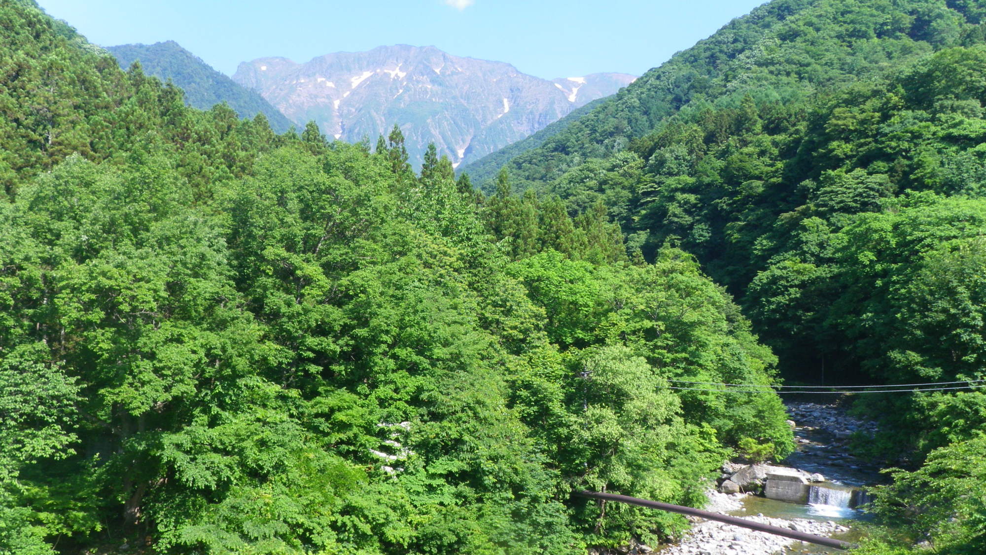 名山「谷川岳」が魅せる四季の美しさ〜夏〜