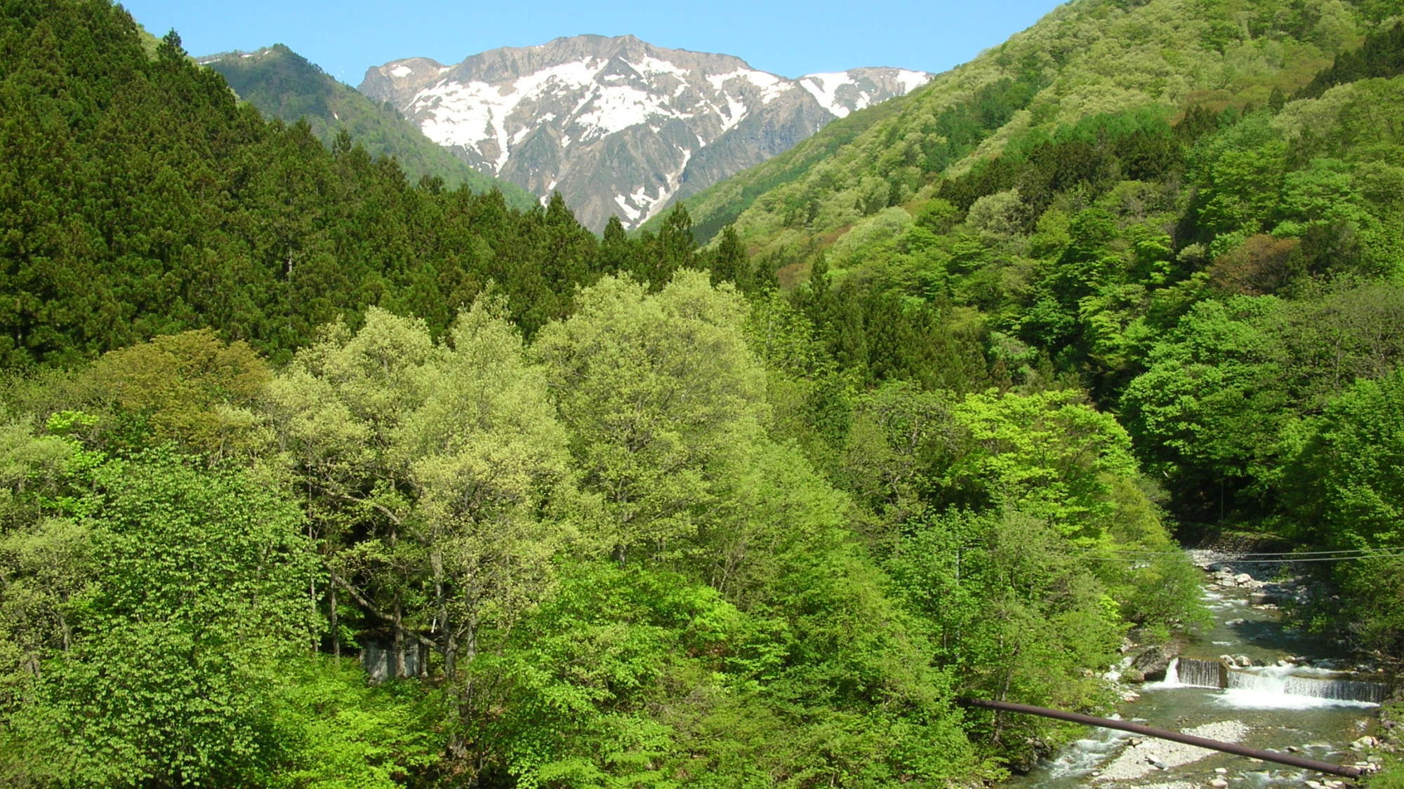 名山「谷川岳」が魅せる四季の美しさ〜春〜