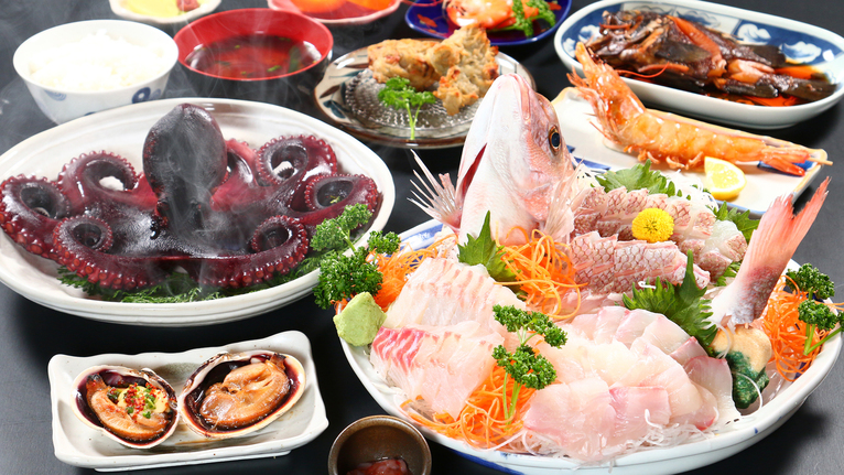 【お食事】夕食・海鮮スタンダードコース新鮮な魚介をふんだんに使用♪