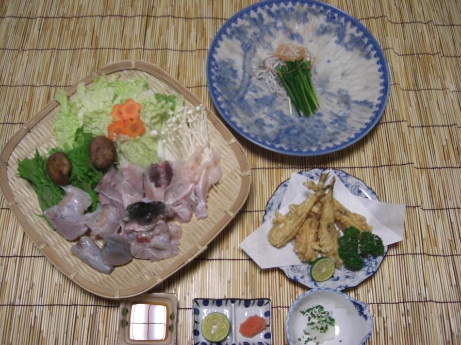 ふぐの鍋、唐揚げ、てっさ！