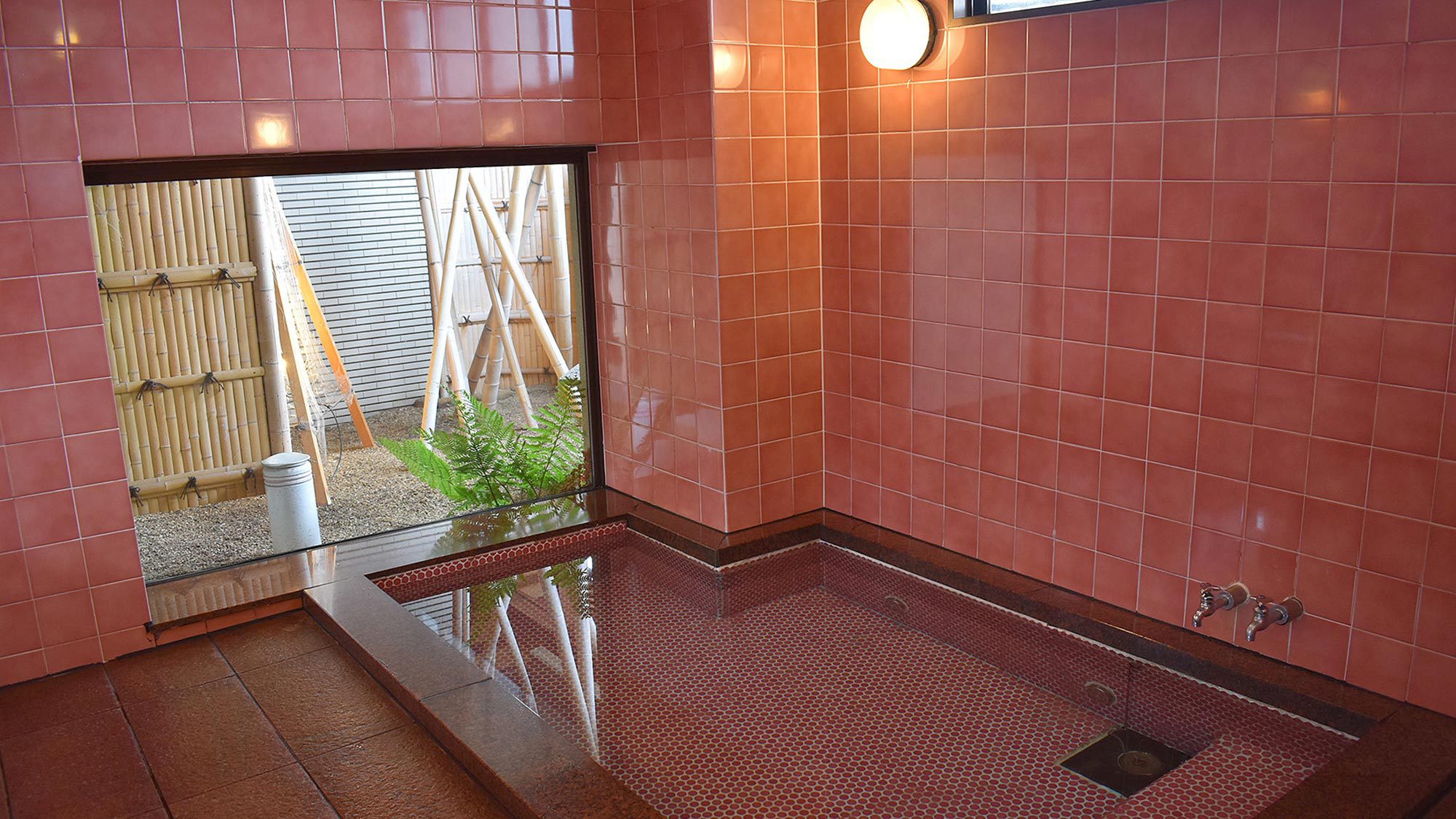 Akaboshitei Akaboshitei is conveniently located in the popular Echizen City area. The property offers a wide range of amenities and perks to ensure you have a great time. Free Wi-Fi in all rooms, laundry service,