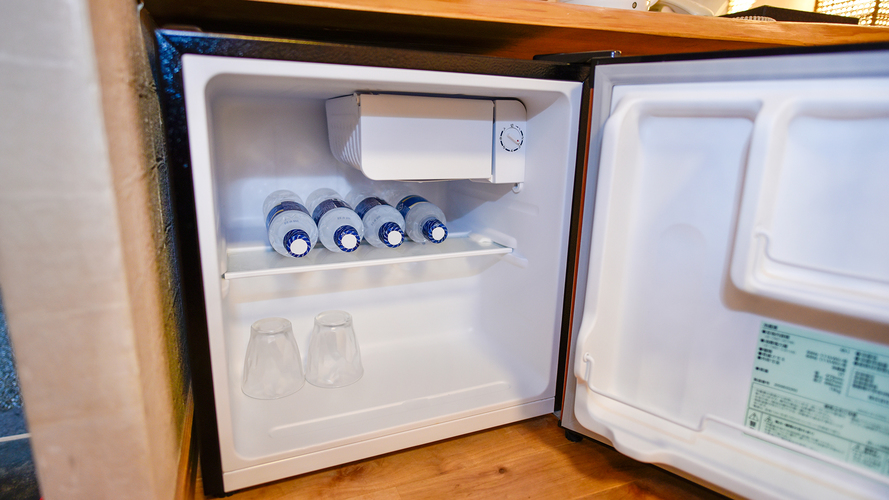 冷蔵庫のドリンクは無料サービス！