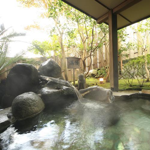 露天風呂（満顔）