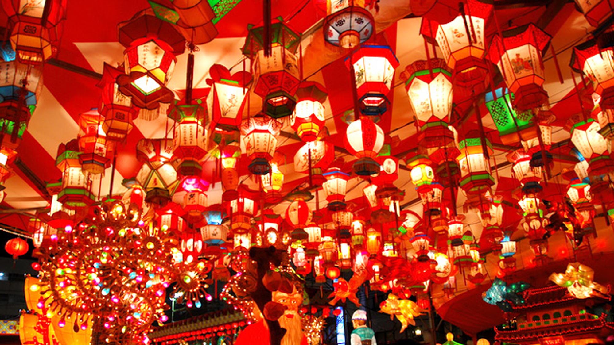 中国旧正月に開催される冬の長崎祭「ランタンフェスティバル」