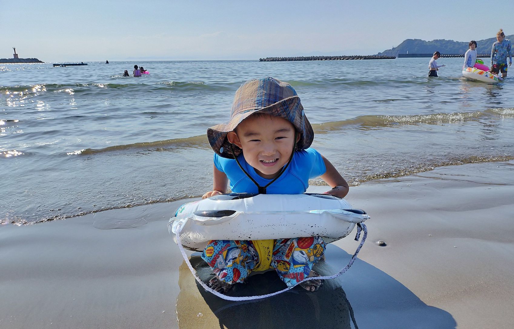 松崎海水浴場。遠浅でファミリーにおすすめです！
