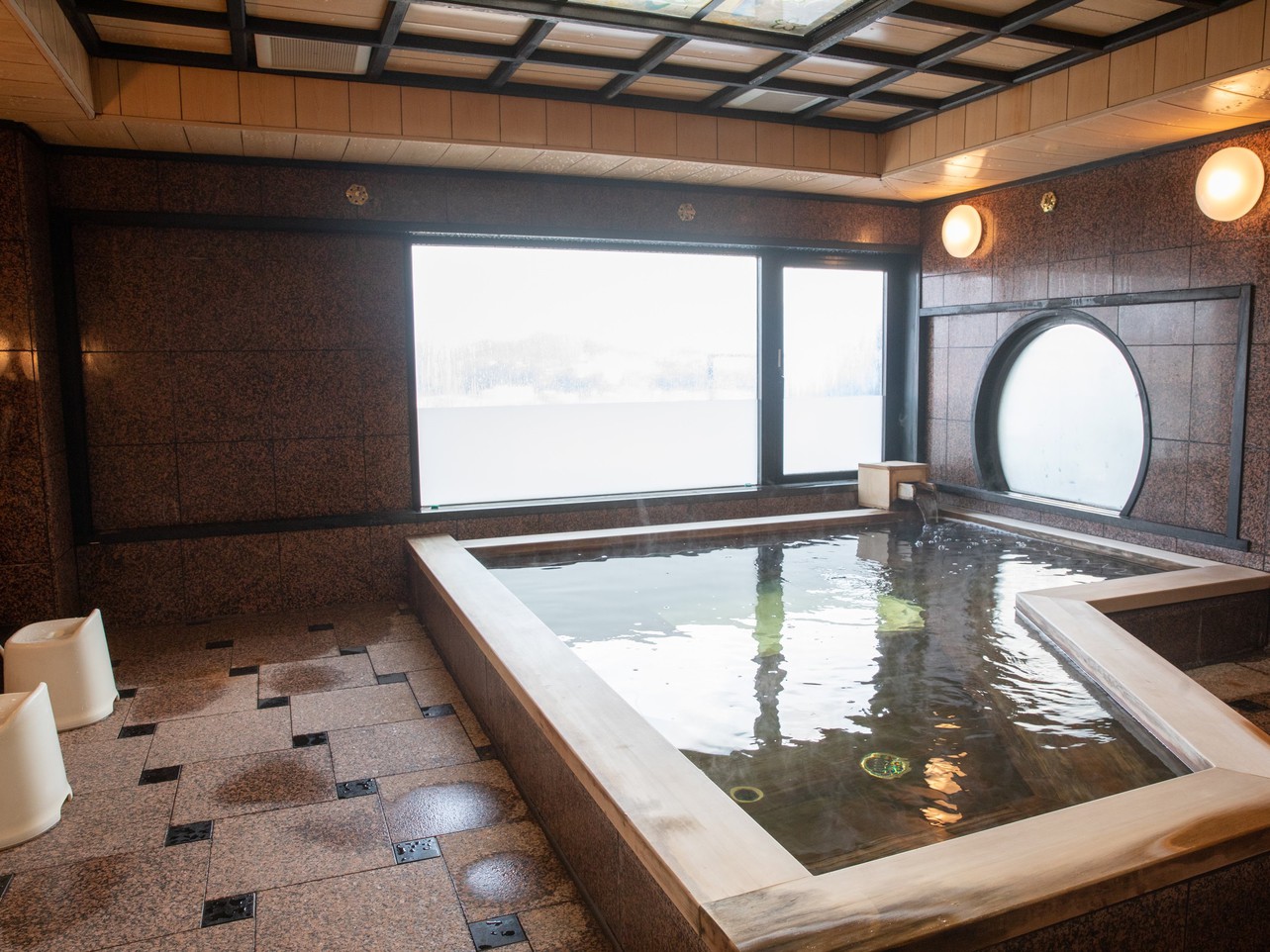 「太閤の湯」内湯（平日：男性土／日：女性）