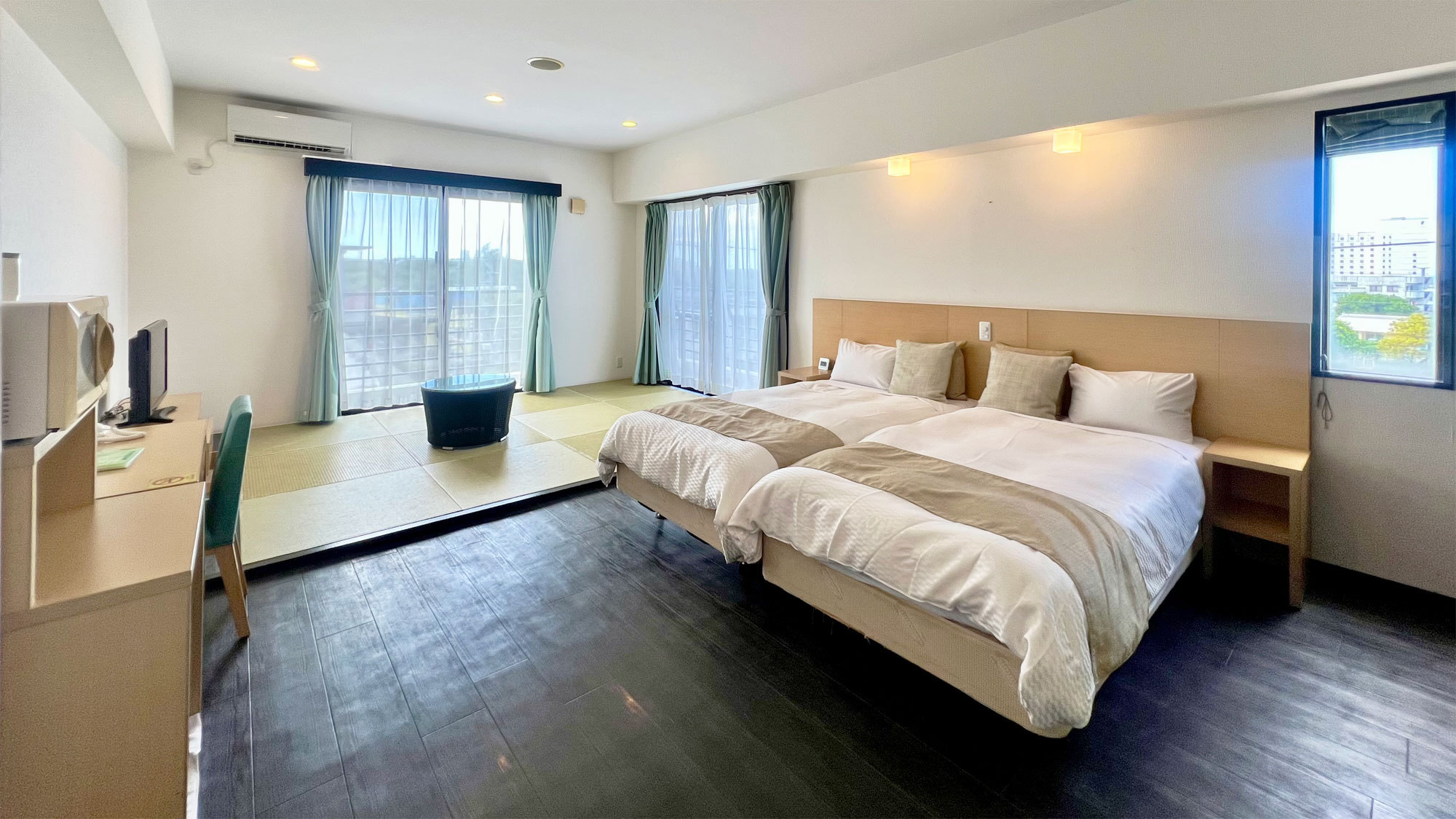 【禁煙和洋室】4名様までご利用いただけます