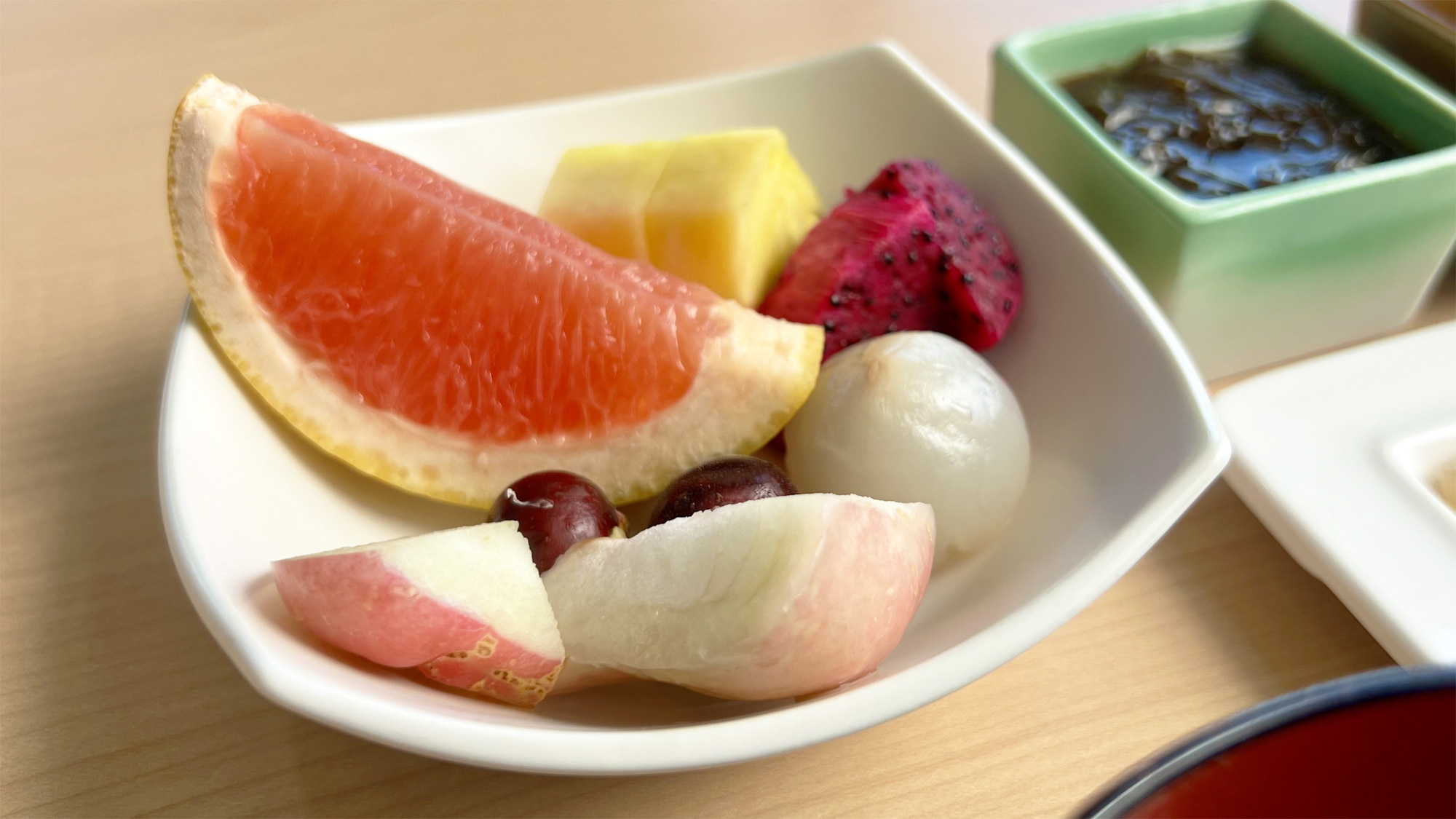 【ビュッフェスタイル朝食】フルーツ