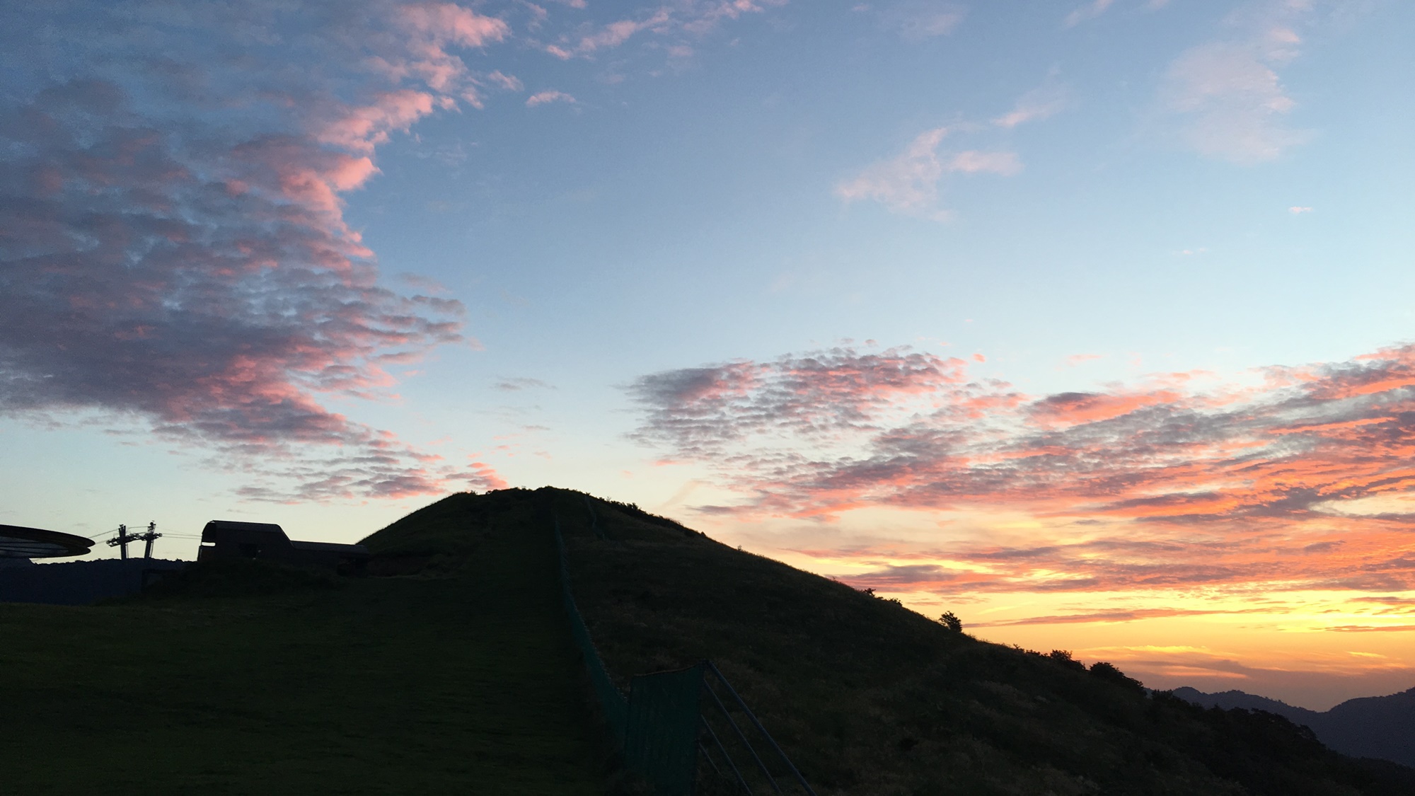 *ハチ高原の夕景