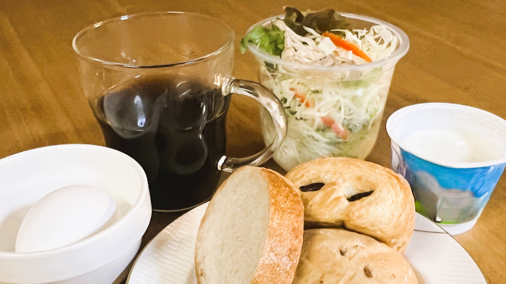 無料朝食 B