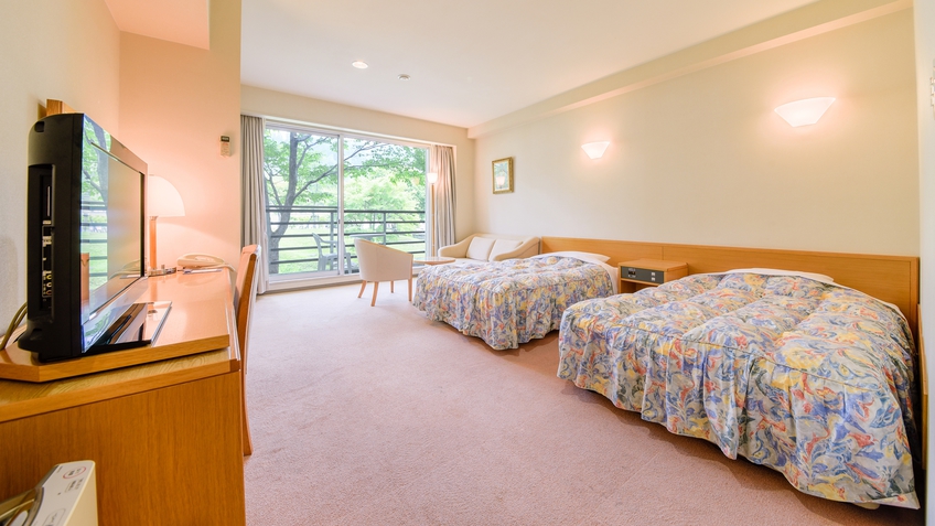 Higashiyama Onsen Maple Plaza Stop at Higashiyama Onsen Maple Plaza to discover the wonders of Shiso. The property features a wide range of facilities to make your stay a pleasant experience. Facilities for disabled guests are on 