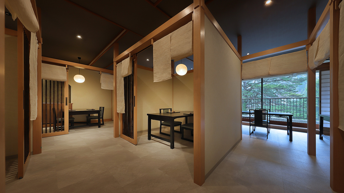 【館内】半個室食事処「凛」